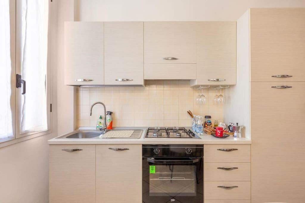 Modern Apartment In Milano Centrale Next To Metro M5 - Sarca 73 Екстер'єр фото